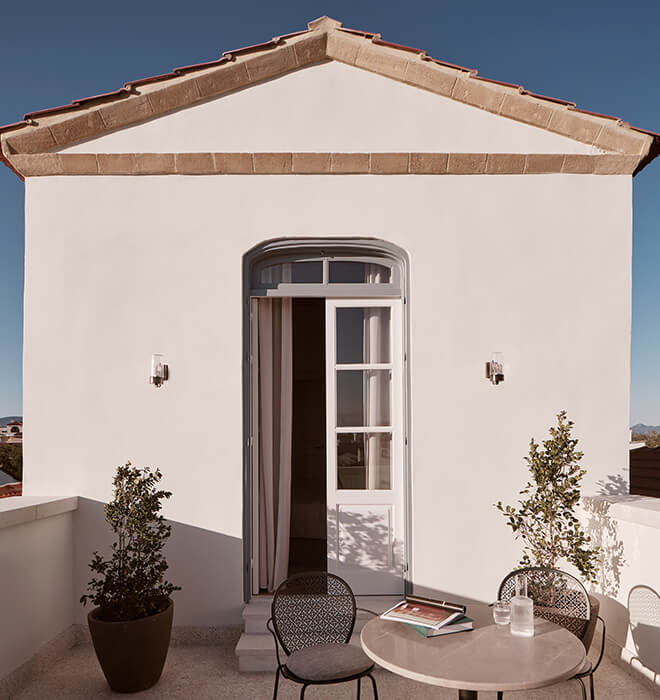 Grande & Luxe with Terrace
